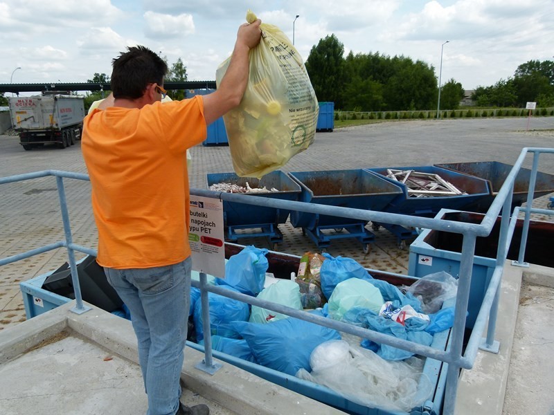 Odbiór śmieci w Sieradzu: śmieciowy SMOK już funkcjonuje....