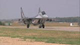 Siły powietrzne trenują przed defiladą w Warszawie [WIDEO]