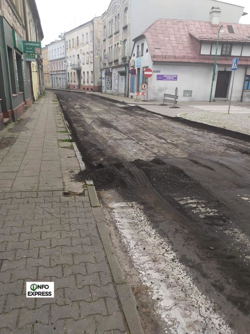 Lubliniec. Ruszyły prace związane z przebudową ulicy...