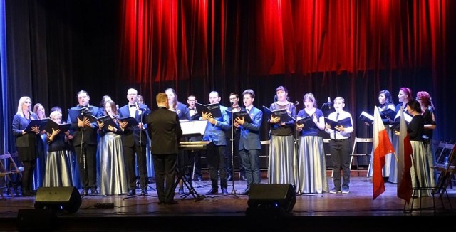 Chór Collegium Cantorum wystąpił w kinoteatrze Rondo w Chełmnie