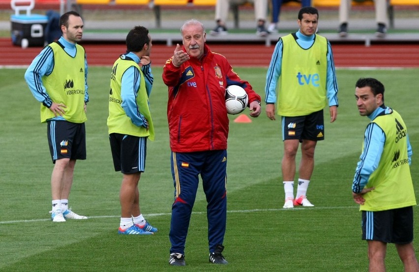 Drugi trening reprezentacji Hiszpanii w Gniewinie 6 czerwca: były pierwsze autografy ZDJĘCIA