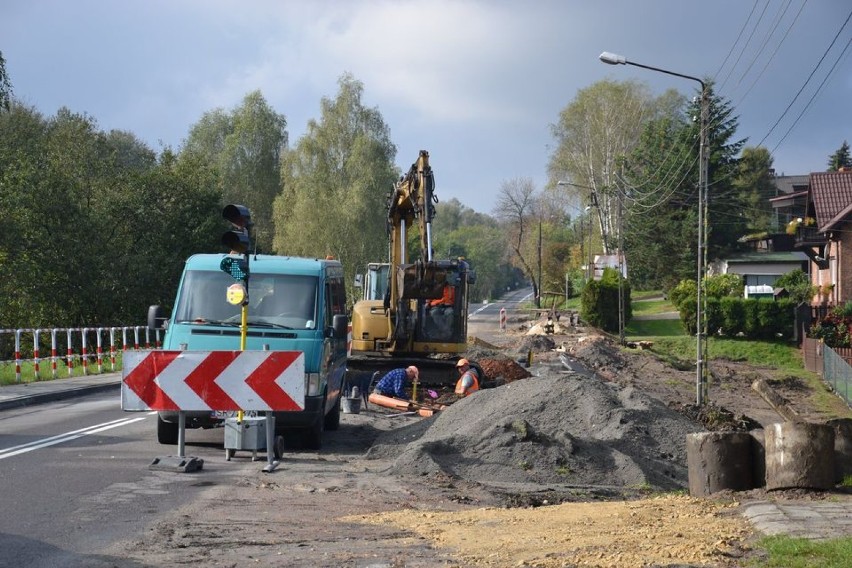 Trwa budowa chodnika na ulicy Rydułtowskiej w Radlinie
