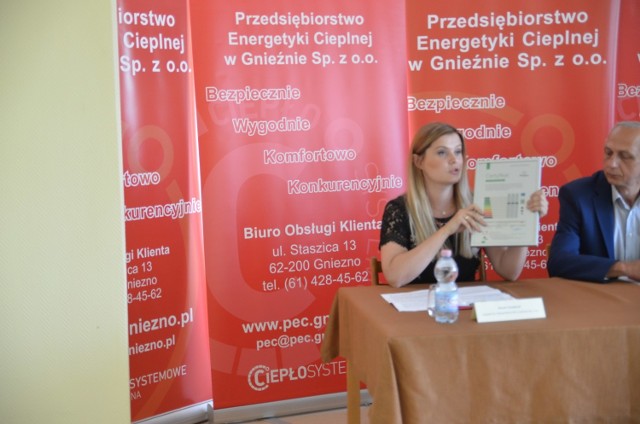 Monika Kowalczyk, inspektor ds. obsługi klienta w PEC Gniezno.