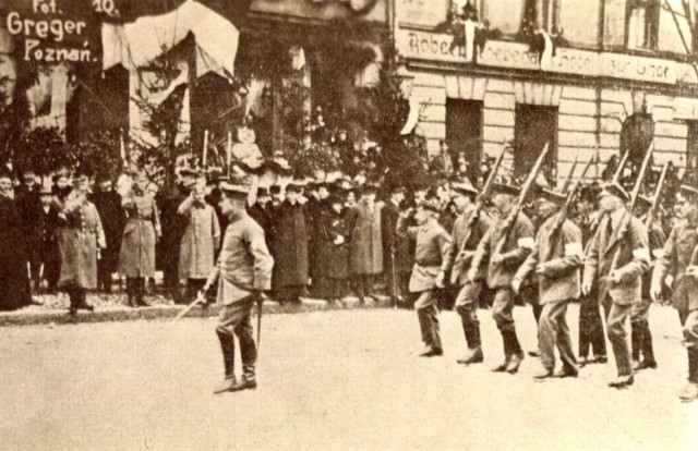 Defilada Obornickiego Oddziału Straży Ludowej przed gen. Dubiskim, 13.04.1919 r.