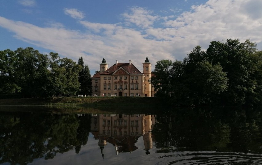 Pałac w Otwocku Wielkim zbudowali z okazji swojego ślubu...