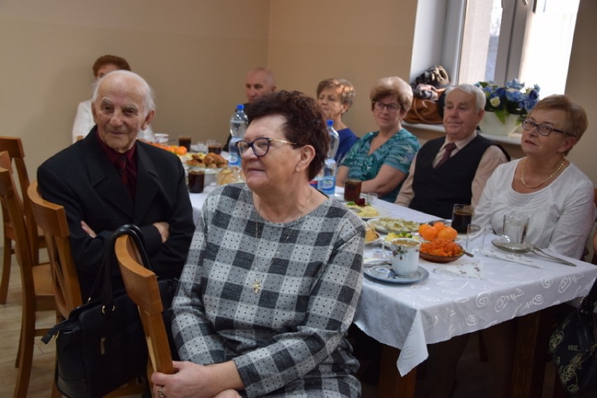 Tak się bawią emeryci i renciści z Debrzna (zdjęcia, wideo)