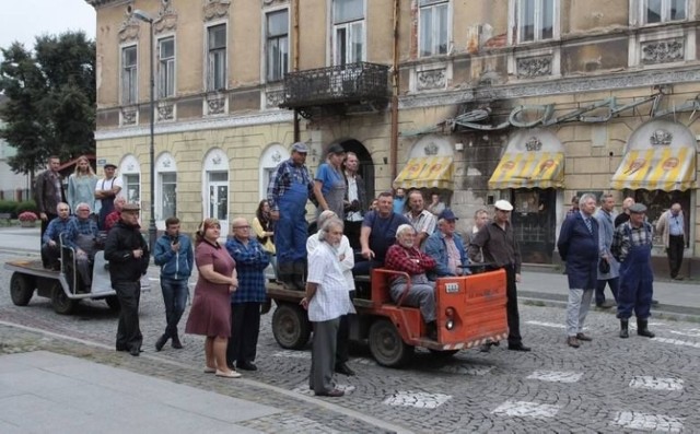 W produkcji filmu w roli statystów i odtwórców epizodycznych ról wzięły udział dziesiątki radomian.