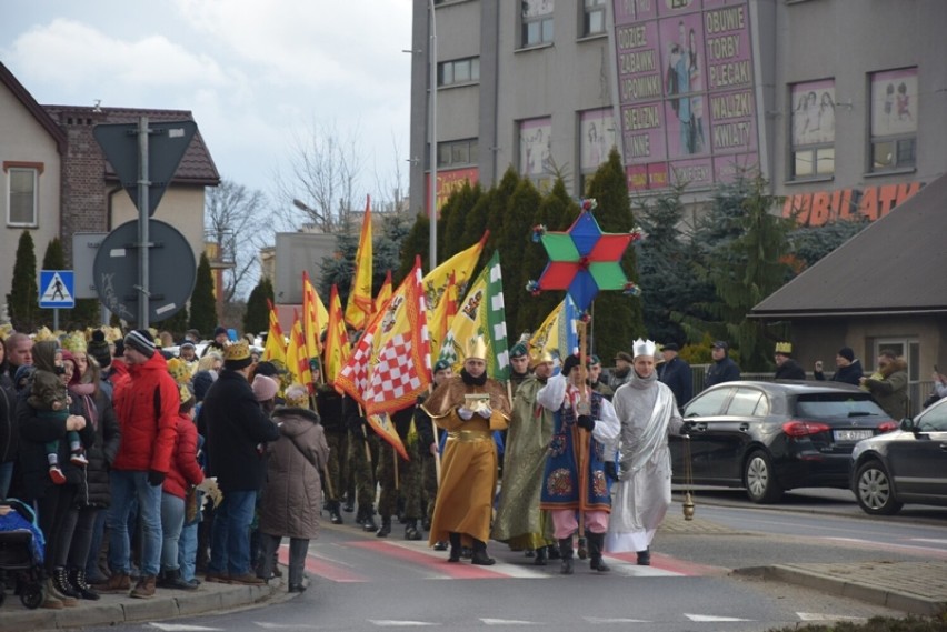 Orszak Trzech Króli przeszedł ulicami Dębicy [ZDJĘCIA]