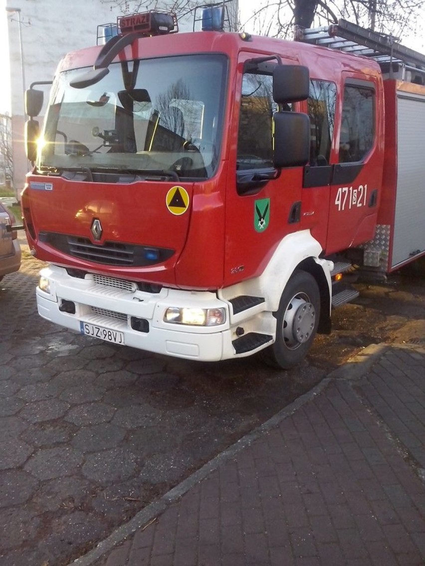 Straż pożarna w Jastrzębiu: 74-latek zasłabł w mieszkaniu