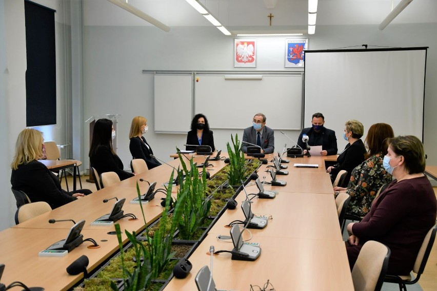 W Świnoujściu powstało Centrum Usług Wspólnych, które będzie rozliczało placówki oświatowe