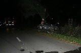 Tragiczny wypadek w Ustroniu na Wiślańskiej. Samochód uderzył w drzewo, zginął kierowca