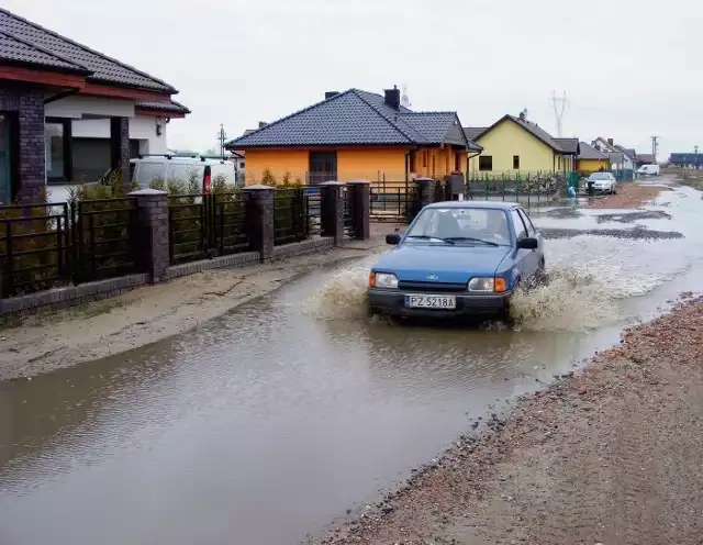 Na osiedlu Spokojnym samochody osobowe mają problemy  z przejazdem przez ulice