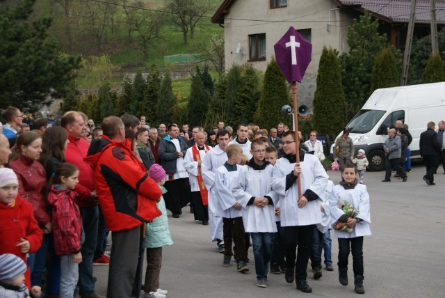 Golgota Beskidów. W Drodze Krzyżowej, które odbyła się po raz czternasty, wzięli udział pątnicy niemal z całego kraju.