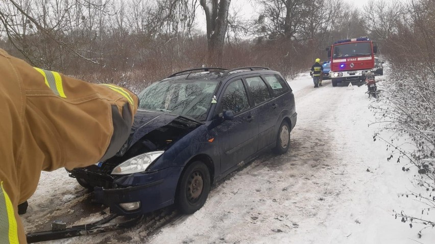 Wypadek w Lipienku - ucierpiała kobieta, która trafiła do...