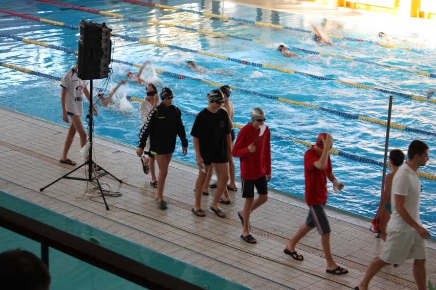 Pływacy z Chełma po raz kolejny przywieźli sporo medali....