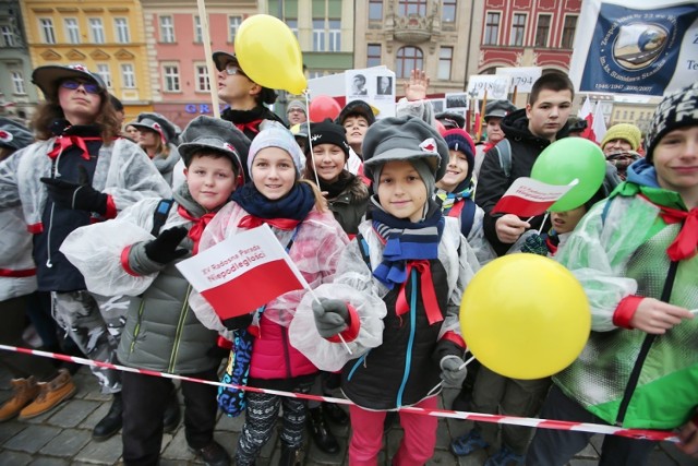 Radosna Parada Niepodległości 2016 we Wrocławiu