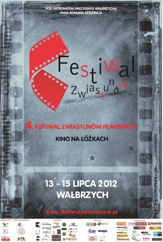 Od 13 do 15 lipca w Wałbrzychu odbędzie się 4. Festiwal Zwiastunów Filmowych. 

Tego jeszcze w naszym regionie nie było. Przez cały weekend będzie można oglądać pokazy krótkich form filmowych jak zwiastuny, reklamy i teledyski, projekcjom towarzyszyć będą spotkania z muzyką filmową i nie tylko. Festiwal uzupełnią warsztaty filmowe i animacyjne, spotkania z gwiazdami i instalacje multimedialne. Będzie też gratka dla lokalnych poetów. Na Rynku powstanie strefa Hyde Parku, gdzie będzie można zaprezentować swoje improwizowane dialogi filmowe i wiersze w formie slam poetry. Wszystko to na najwyższym światowym poziomie i całkowicie bezpłatne. 

Odbierz wejściówkę na pokaz przedpremierowy

Przeczytaj też: 

Zbliża się Festiwal Zwiastunów Filmowych
Spotkania z gwiazdami podczas Festiwalu Zwiastunów
Program Festiwalu Zwiastunów Filmowych