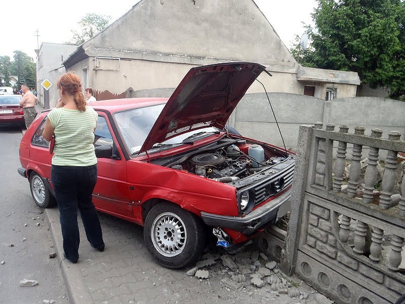 Zderzenie dwóch samochodów w Koźminku. ZDJĘCIA