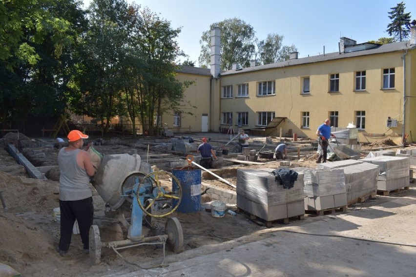 Trwa budowa żłobka przy ul. Wojska Polskiego w Aleksandrowie...