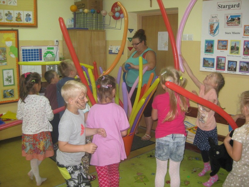 Wesoły i pełen radosnych szaleństw Dzień Dziecka w Szkole Podstawowej nr 8 w Stargardzie [zdjęcia]