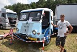 Master Truck 2021 pod Opolem. Samochody zabytkowe na motoryzacyjnym zlocie na lotnisku w Polskiej Nowej Wsi