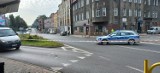 Wypadek w Siemianowicach Śląskich. W centrum potrącono rowerzystę. Policja dementuje: to nie jest wypadek śmiertelny