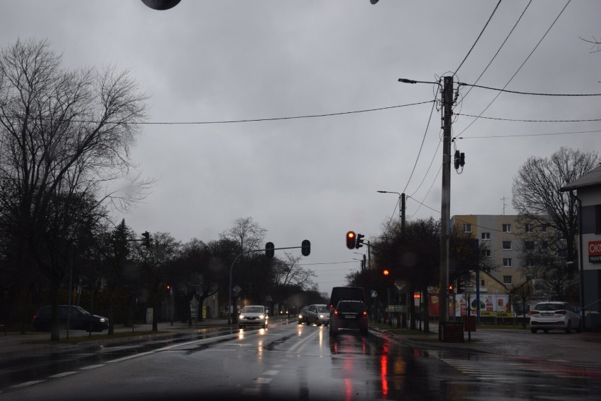 Ostrzeżenie przed silnym wiatrem. Wichura będzie się nasilać