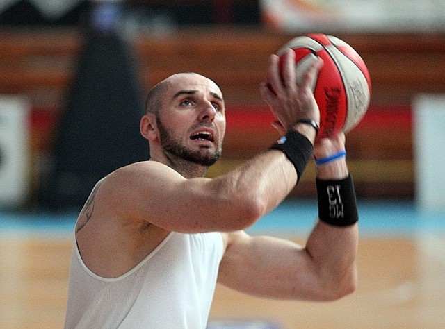 Gortat trenuje w hali ŁKS