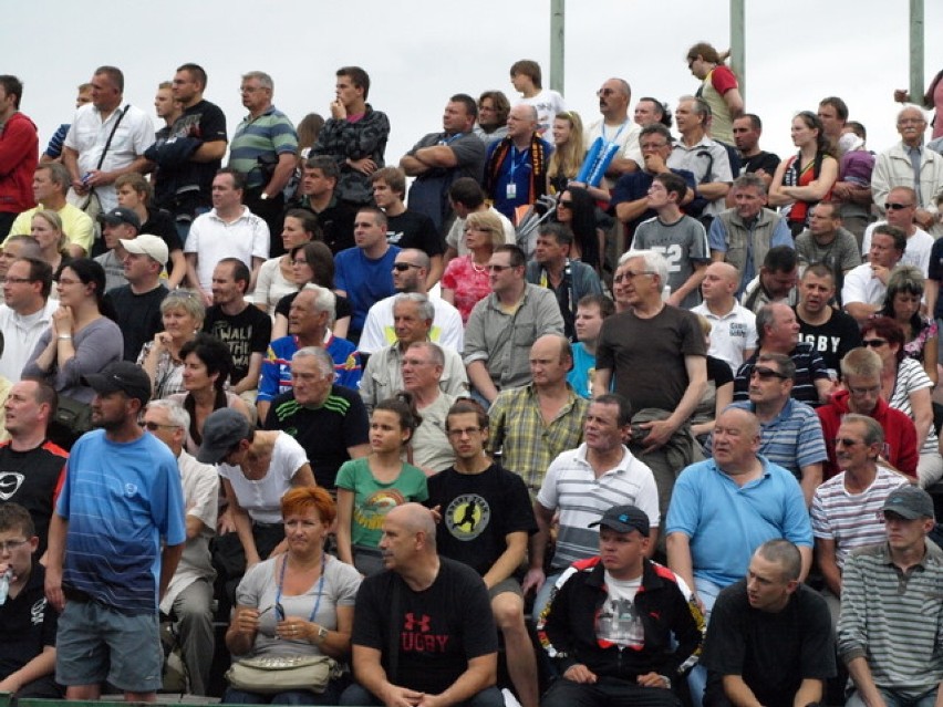 Rugby: doping kibiców podczas meczu Budowlani Łódź - Arka Gdynia [zdjęcia]