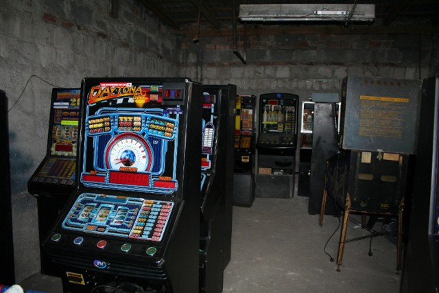Rypińscy policjanci zabezpieczyli 28 automatów do gier