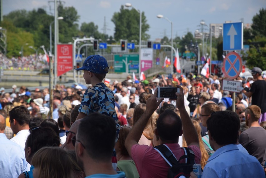 Tłumy na defiladzie w Katowicach