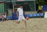 Plac Zamkowy: Rozpoczął się turniej plażowej piłki nożnej (zdjęcia)
