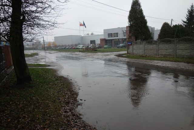 Na Sikawie w Łodzi wyremontowanych zostanie ponad 30 uliczek osiedlowych. Pierwszym etapem modernizacji będzie budowa kanału deszczowego na ul. Marmurowej i Beskidzkiej