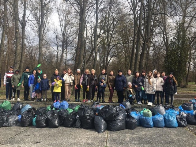 Akcja sprzątania świata miała miejsce w sobotę, 9 kwietnia o godz. 11.00. Obywatele Ukrainy posprzątali Park na Zdrowiu. Była to forma podziękowania za okazaną przez łodzian pomoc.