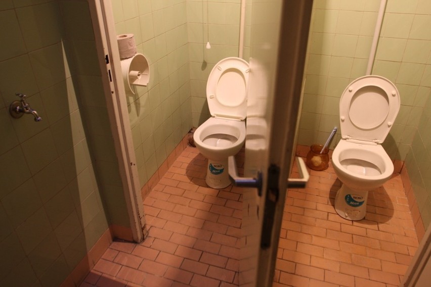 Gdańsk: Stan toalet publicznych na 100 dni przed Euro - mieszkańcy negatywnie je oceniają