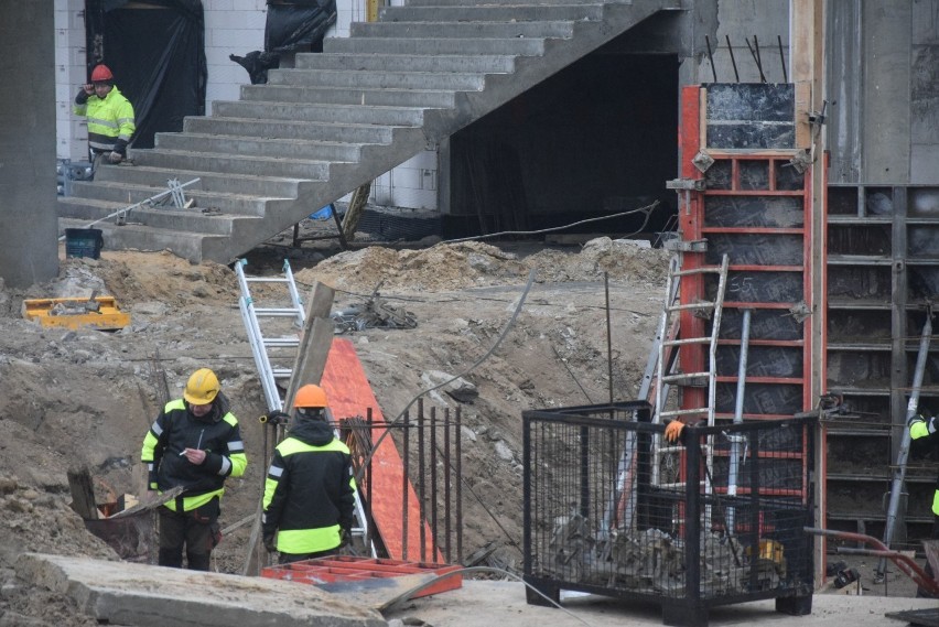 Co się dzieje na budowie nowego stadionu dla Radomiaka? Podpisano nowy aneks, szczegółów nadal brak! (NAJŚWIEŻSZE ZDJĘCIA)