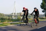 Czas rozpocząć sezon rowerowy! Jak bezpiecznie jeździć w Warszawie?