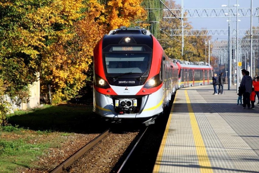 Kolej Plus. Projekt linii kolejowej z Piotrkowa przez Bełchatów do gminy Kleszczów przeszedł do drugiego etapu