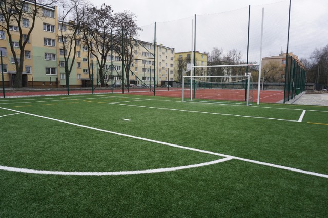 Już wkrótce uczniowie Szkoły Podstawowej numer 2 w Mogilnie będą mieć własne boisko.