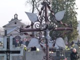 Jak dojechać 1 listopada na łowickie cmentarze? Przedstawiamy zmiany w organizacji ruchu