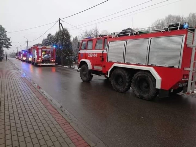 W akcji gaśniczej na czechowickiej ul. Powstańców Śląskich uczestniczyli m.in. strażacy z OSP Ligota.