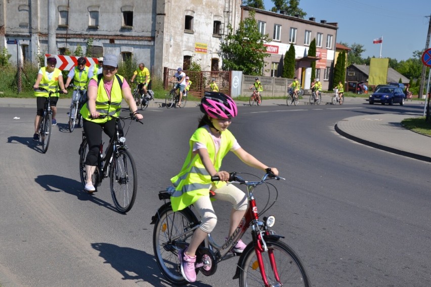 Co roku z Wielgiego wyrusza rajd rowerowy, organizowany...