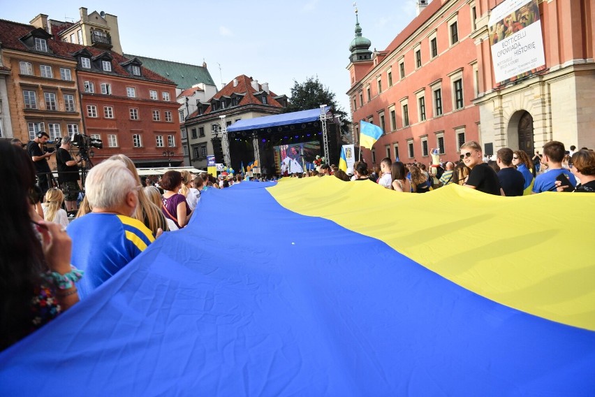 Dzień Niepodległości Ukrainy na placu Zamkowym w Warszawie