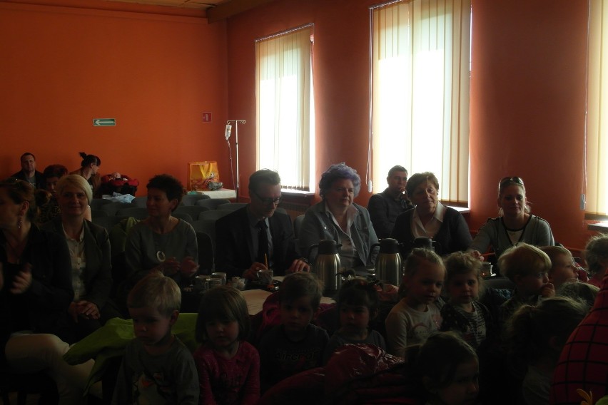 Przedszkole Bajka w Pleszewoe zorganizowało Przegląd...
