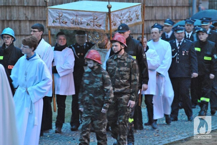 Rezurekcje w parafii w Truskolasach ZDJĘCIA   