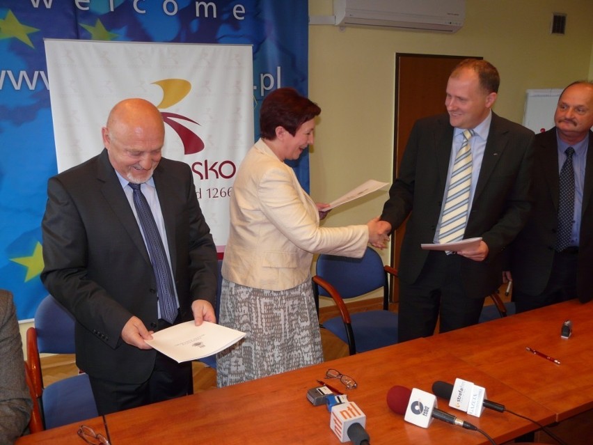 Podpisanie umowy na dokończenie budowy obwodnicy Radomska