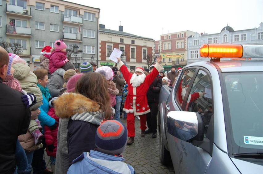 Mikołaj na Rynku w Kartuzach 6-12-2014