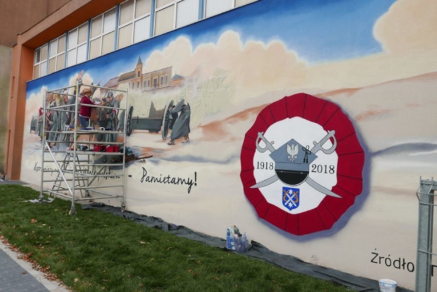 Przy Szkole Podstawowej numer 1 w Kostrzynie powstaje mural...