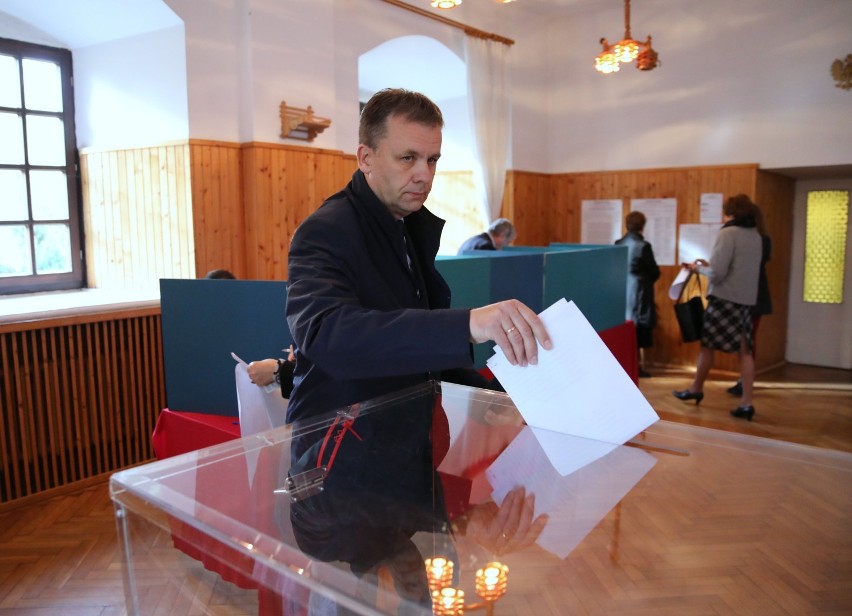 Wybory samorządowe w Piotrkowie. Tak głosowali kandydaci na prezydenta miasta