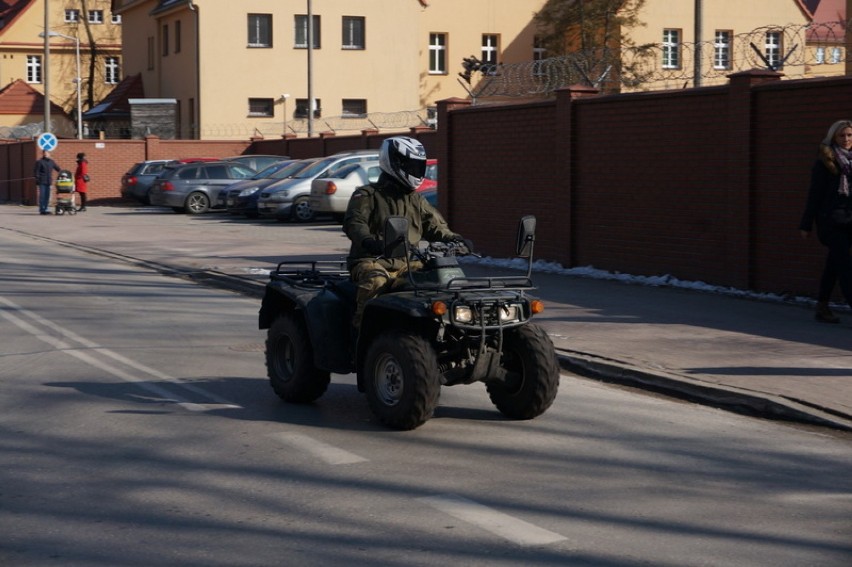 Policjanci na lublinieckim biegu pamięci Tropem Wilczym [FOTO]